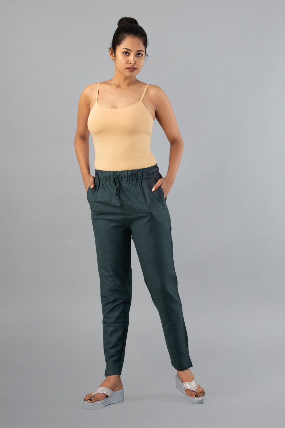 How to Style Peg Trousers? | Ideas and Inspiration – Radhella